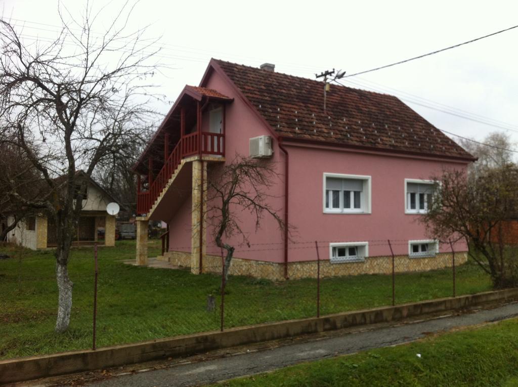 Apartman Anka Ratkovica Zewnętrze zdjęcie